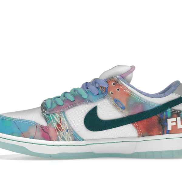 Nike SB Dunk Low Futura Laboratories Bleached Aqua