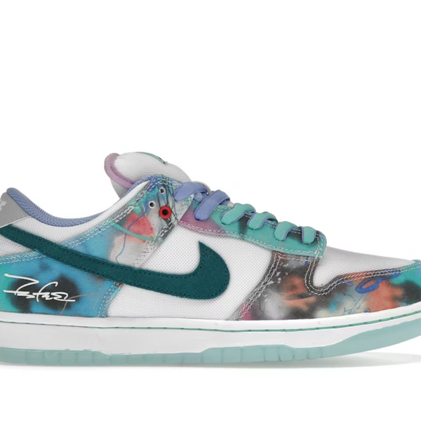 Nike SB Dunk Low Futura Laboratories Bleached Aqua