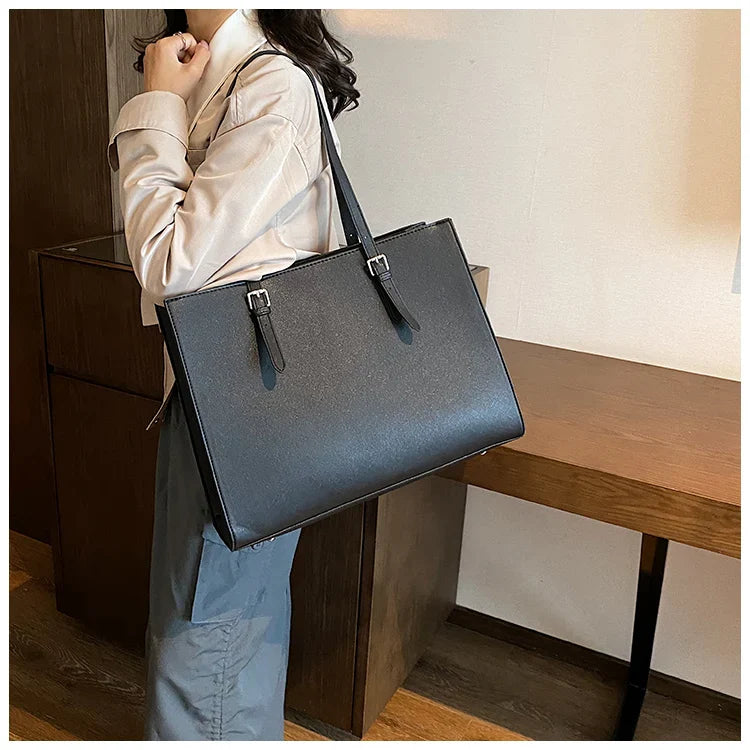 Retro Classic Handbag
