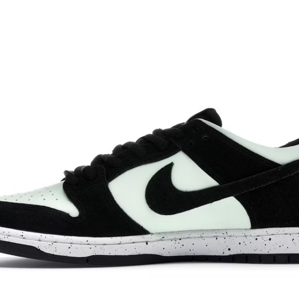 Nike SB Dunk Low Barely Green