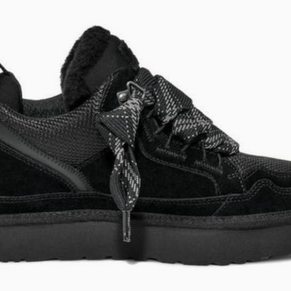UGG Lowmel Black (Women's)