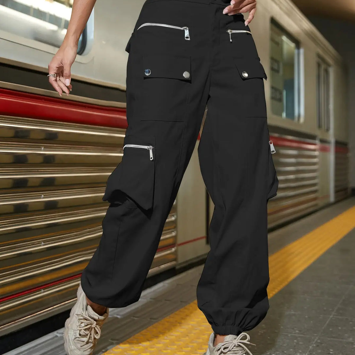 Flap Zipper Cargo