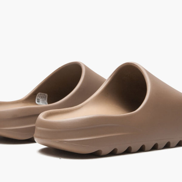 YEEZY SLIDE "Core 2021"