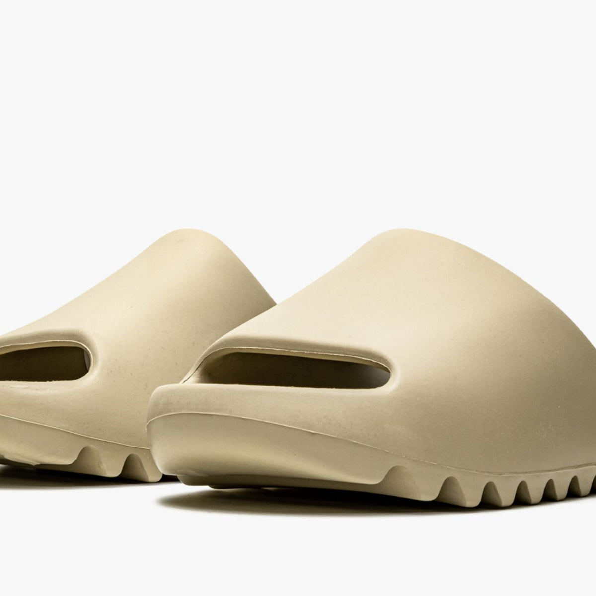 YEEZY SLIDE "Pure"