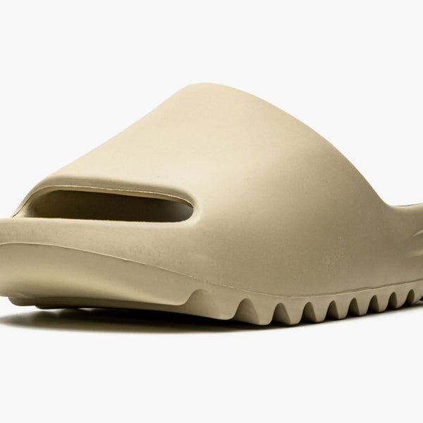 YEEZY SLIDE "Pure"